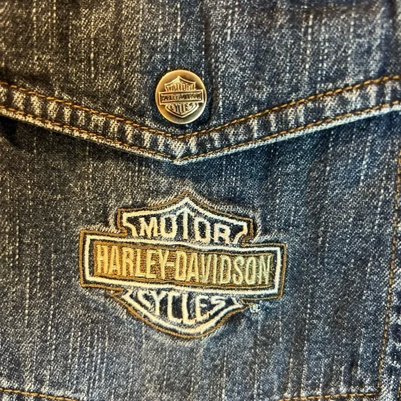 Vintage Harley Davidson button down shirt - Picture 7 of 8